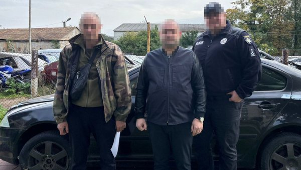 Стрийська прокуратура за три роки передала армії 15 конфіскованих автомобілів.